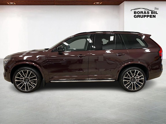 Volvo XC90 3 of 15