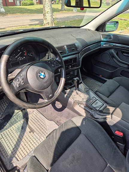 BMW 520i 6 of 15