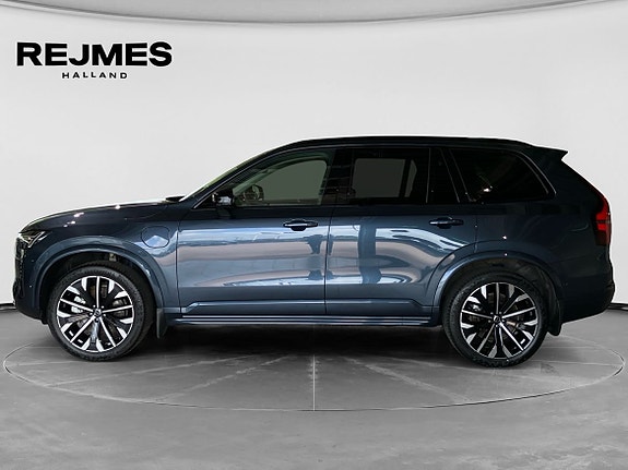 Volvo XC90 4 of 5