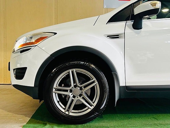 Ford Kuga 17 of 21