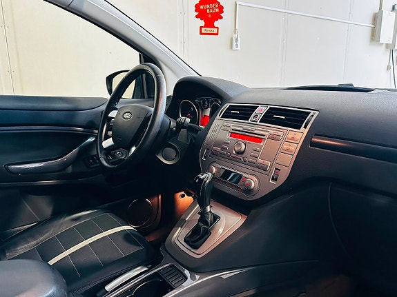 Ford Kuga 9 of 21
