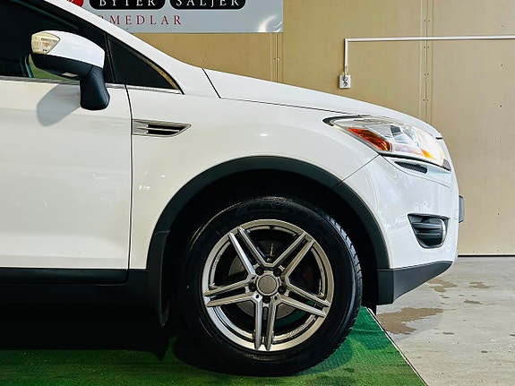 Ford Kuga 3 of 5
