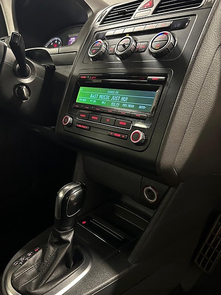 Volkswagen Touran 10 of 17