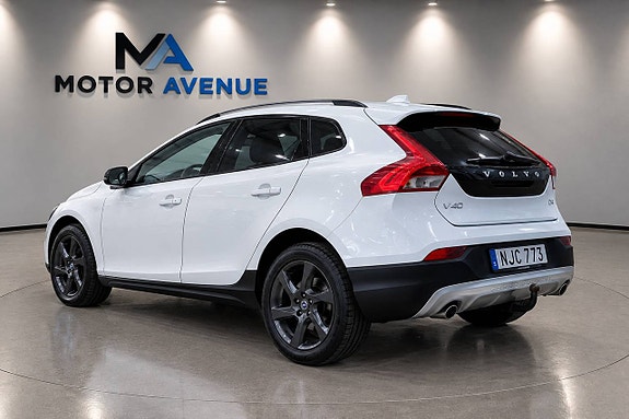 Volvo V40 Cross Country 20 of 21