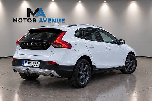 Volvo V40 Cross Country 6 of 21