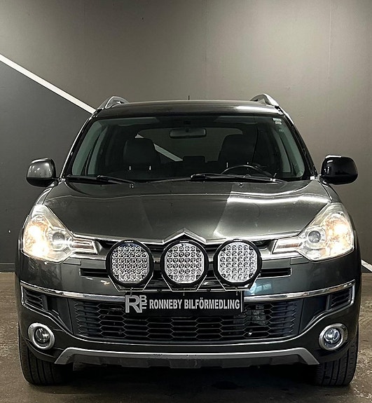 Citroen C-Crosser 2 of 5