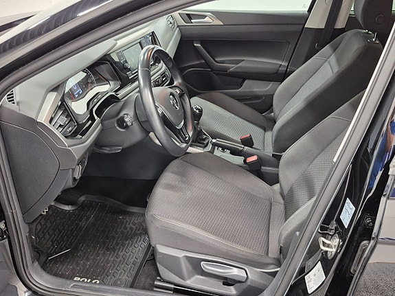 Volkswagen Polo 2 of 7