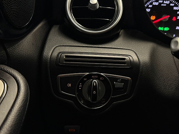 Mercedes-Benz C220 d 17 of 21