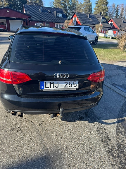 Audi A4 4 of 6