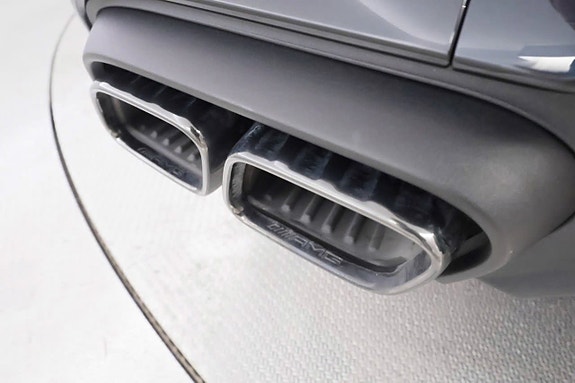 Mercedes-Benz GLC63 15 of 30