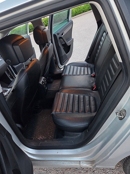 Volkswagen Passat 6 of 11