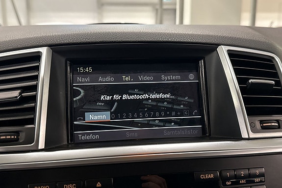 Mercedes-Benz ML350 15 of 27