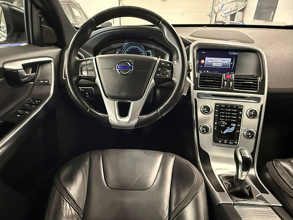 Volvo XC60 18 of 27