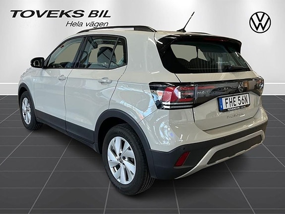 Volkswagen T-Cross 3 of 5