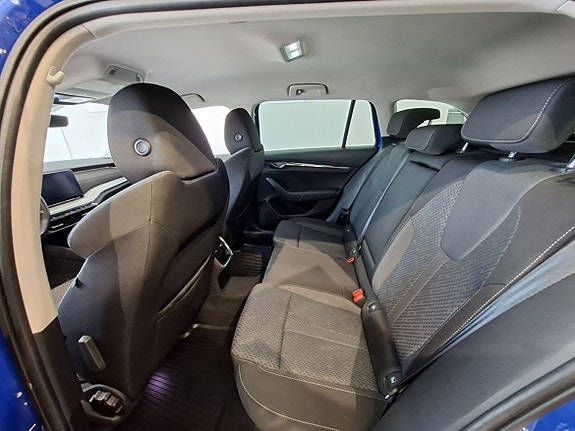 Skoda Octavia 6 of 13