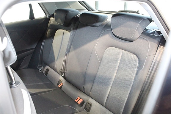 Audi Q2 6 of 13