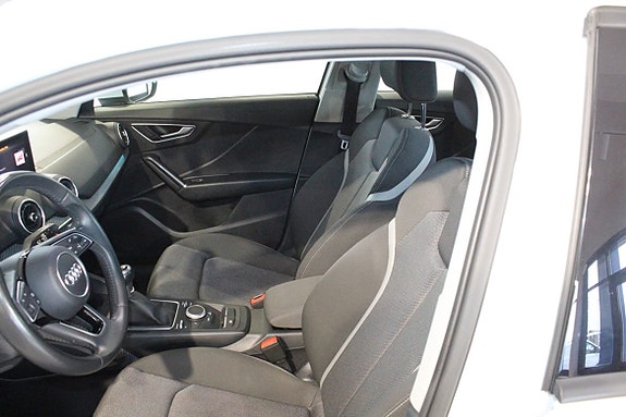 Audi Q2 12 of 13