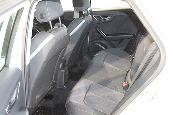 Audi Q2 7 of 13