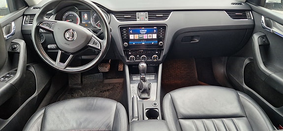 Skoda Octavia 7 of 10