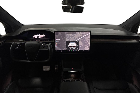 Tesla Model X 12 of 30