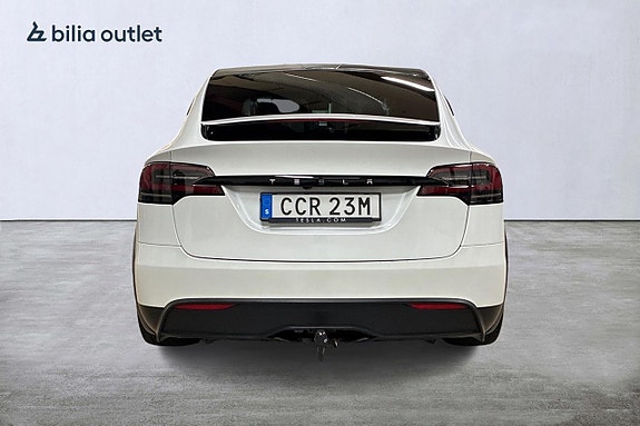 Tesla Model X 7 of 30