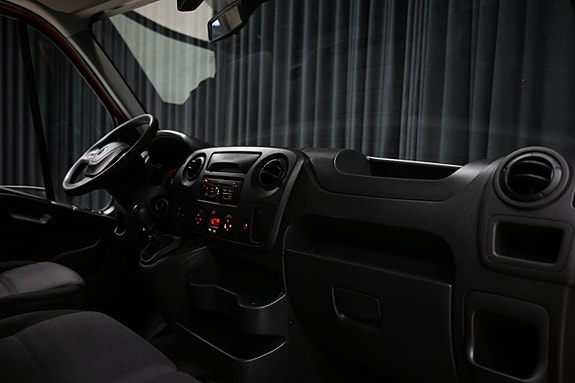 Renault Master 23 of 24