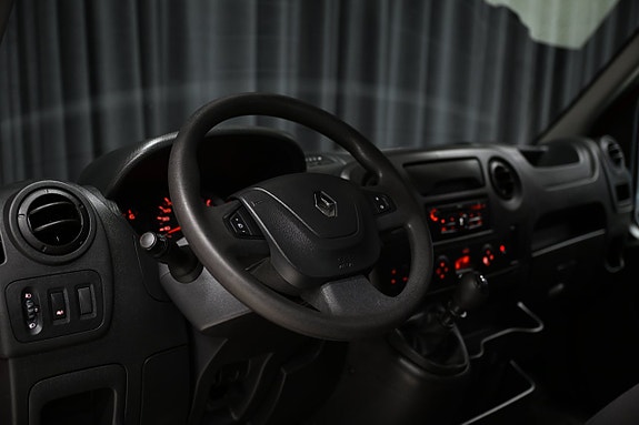 Renault Master 16 of 24