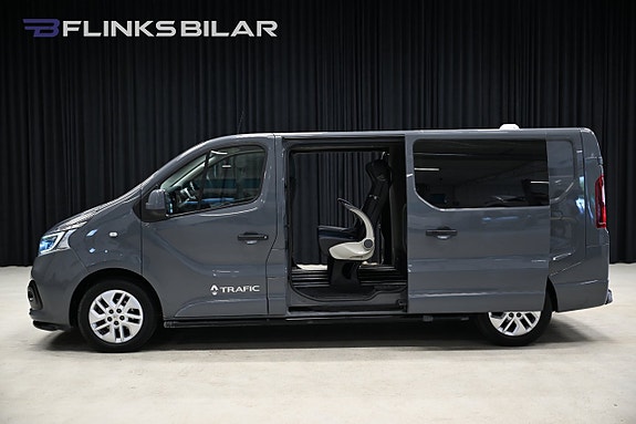Renault Trafic 2 of 5