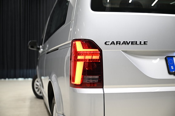 Volkswagen Caravelle 7 of 30