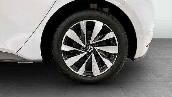 Volkswagen ID.3 Neo 6 of 19