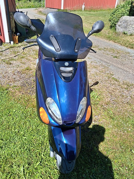 Yamaha Majesty 125 3 of 4