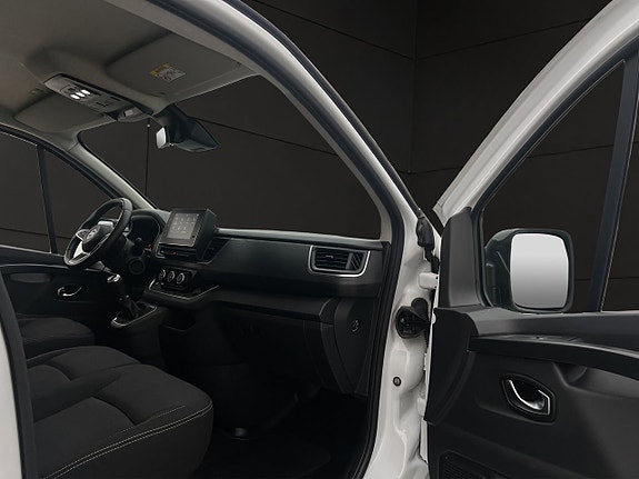 Nissan Primastar 12 of 30