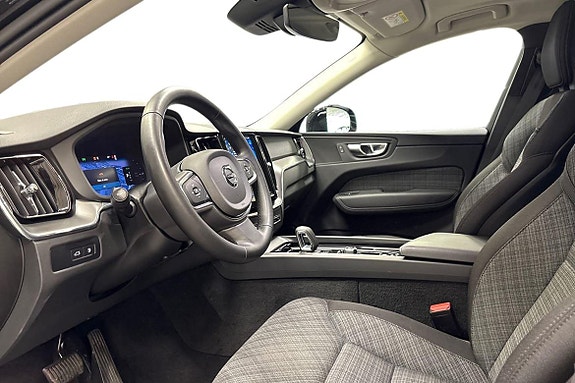 Volvo XC60 17 of 30