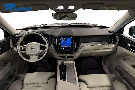 Volvo XC60 13 of 15