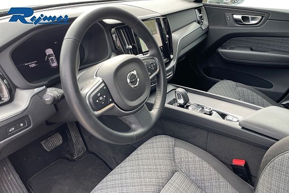 Volvo XC60 6 of 22