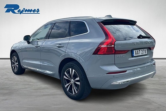 Volvo XC60 3 of 22