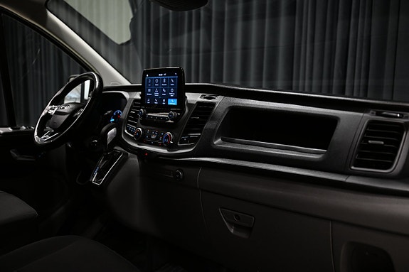 Ford Transit 27 of 29