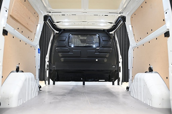 Ford Transit 8 of 29