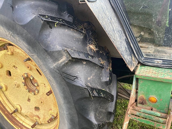John Deere 3140 med lastare OBS MOMSFRI FÖRSÄLJNING 6 of 11