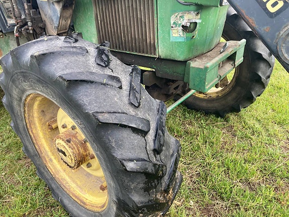 John Deere 3140 med lastare OBS MOMSFRI FÖRSÄLJNING 7 of 11