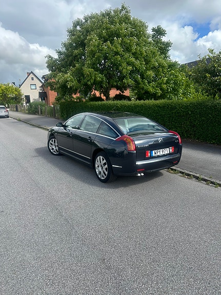 Citroen C6 2 of 5