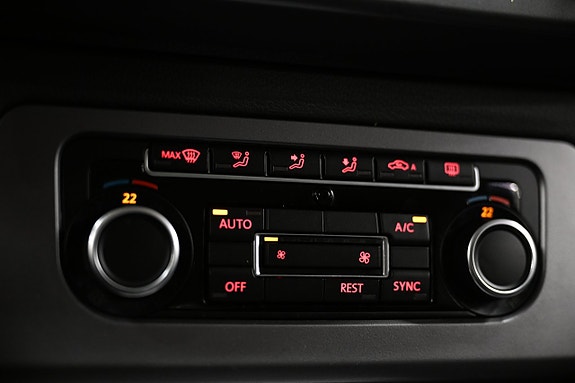 Volkswagen Amarok 22 of 27
