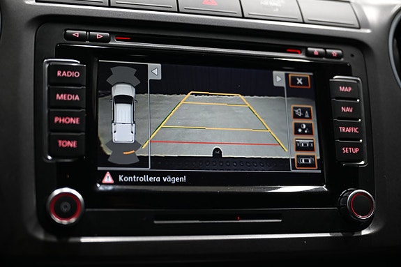 Volkswagen Amarok 17 of 27