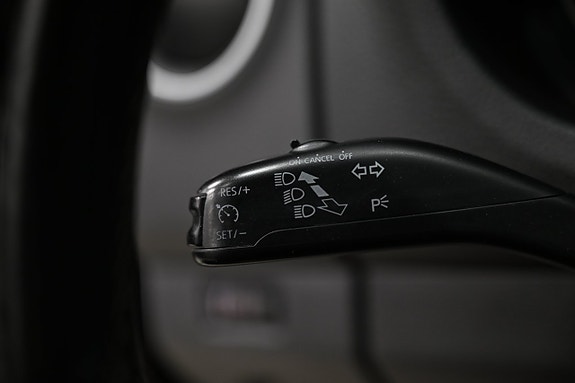 Volkswagen Amarok 24 of 27