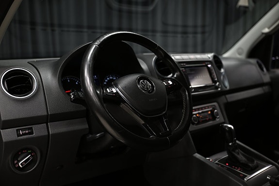 Volkswagen Amarok 13 of 27