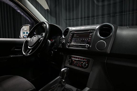 Volkswagen Amarok 26 of 27