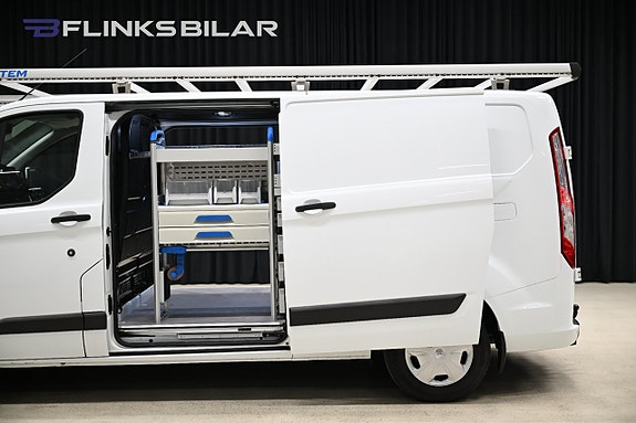 Ford Transit Custom 7 of 30