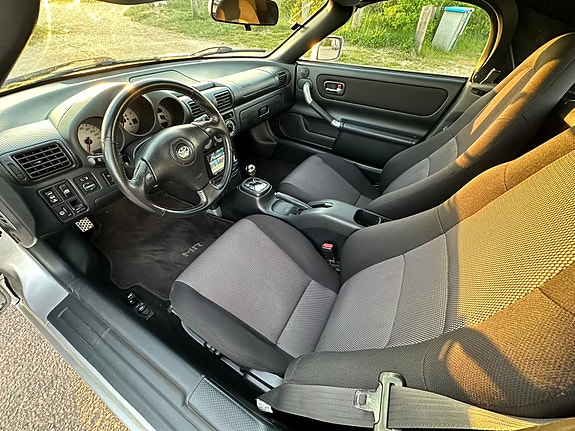 Toyota MR2 6 of 10