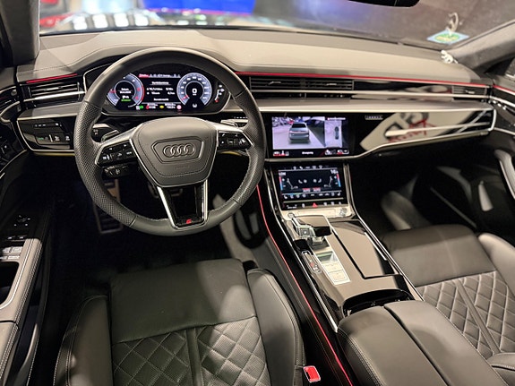 Audi A8 11 of 21