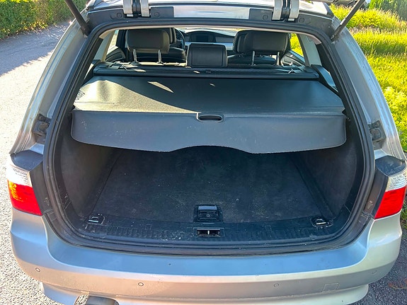 BMW 520i 6 of 10